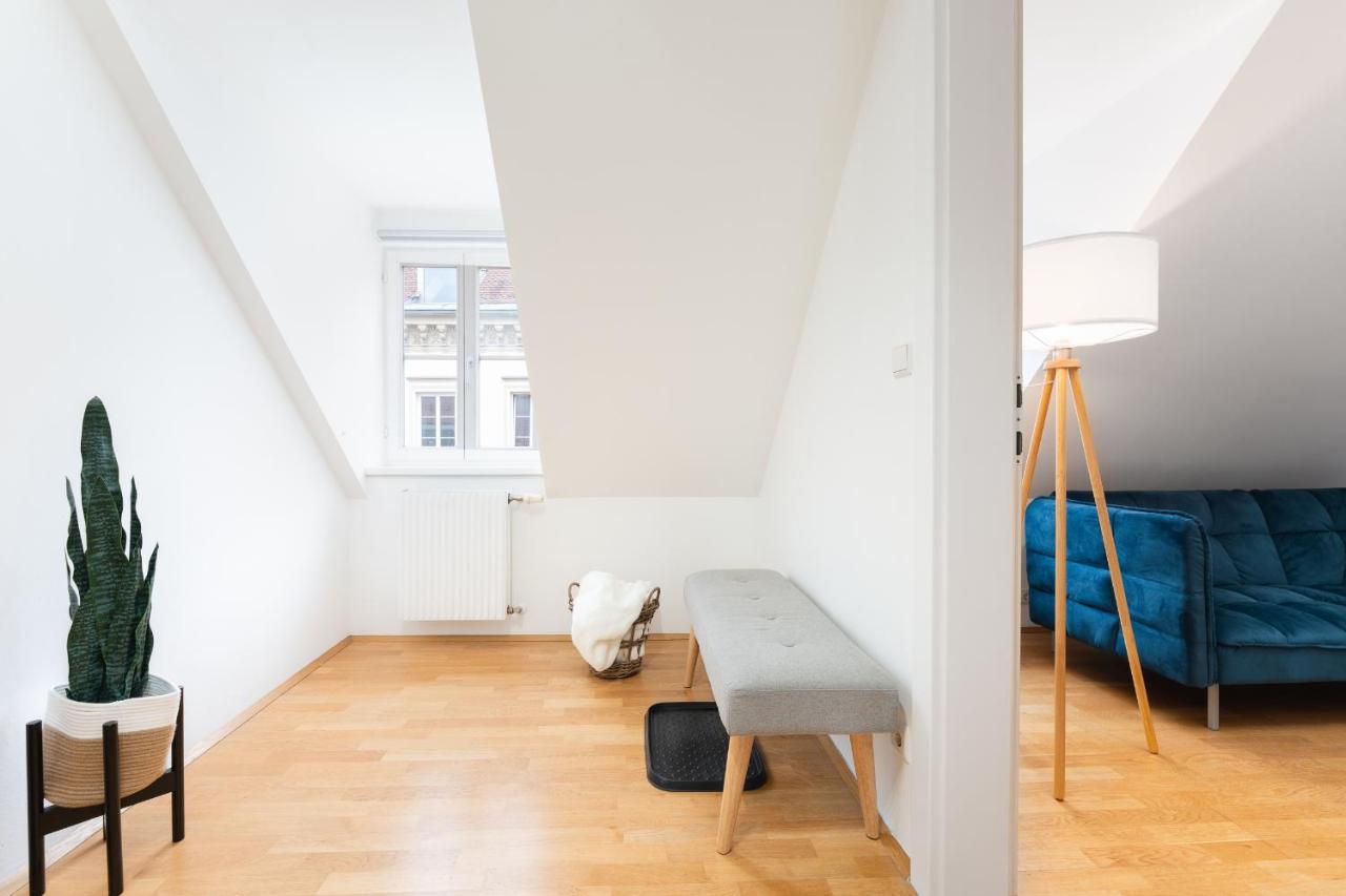 Comfy Downtown Loft - Self Check-In - Centre Of Graz Apartman Kültér fotó
