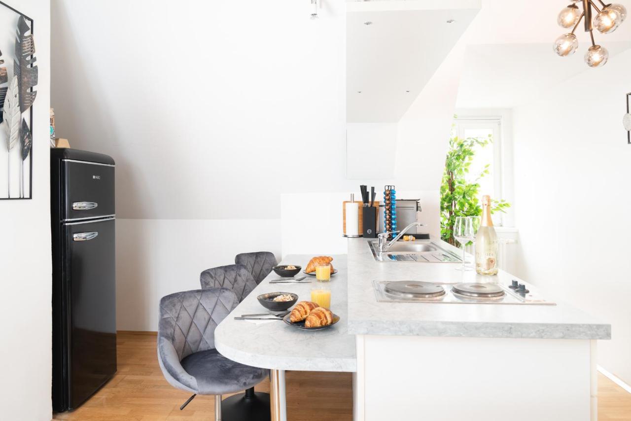 Comfy Downtown Loft - Self Check-In - Centre Of Graz Apartman Kültér fotó